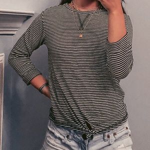 3/$25 Old Navy Striped Knot Top
